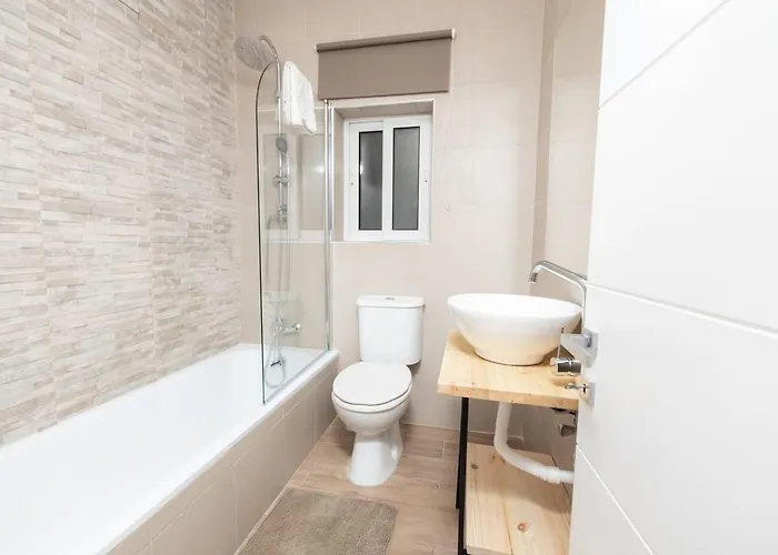 公寓 Stylish With Private Yard - Sleep 6 By Quicktrips *